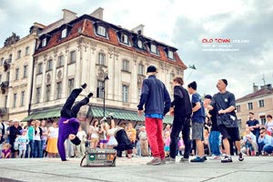 亚洲女足赛场上的精彩之争！